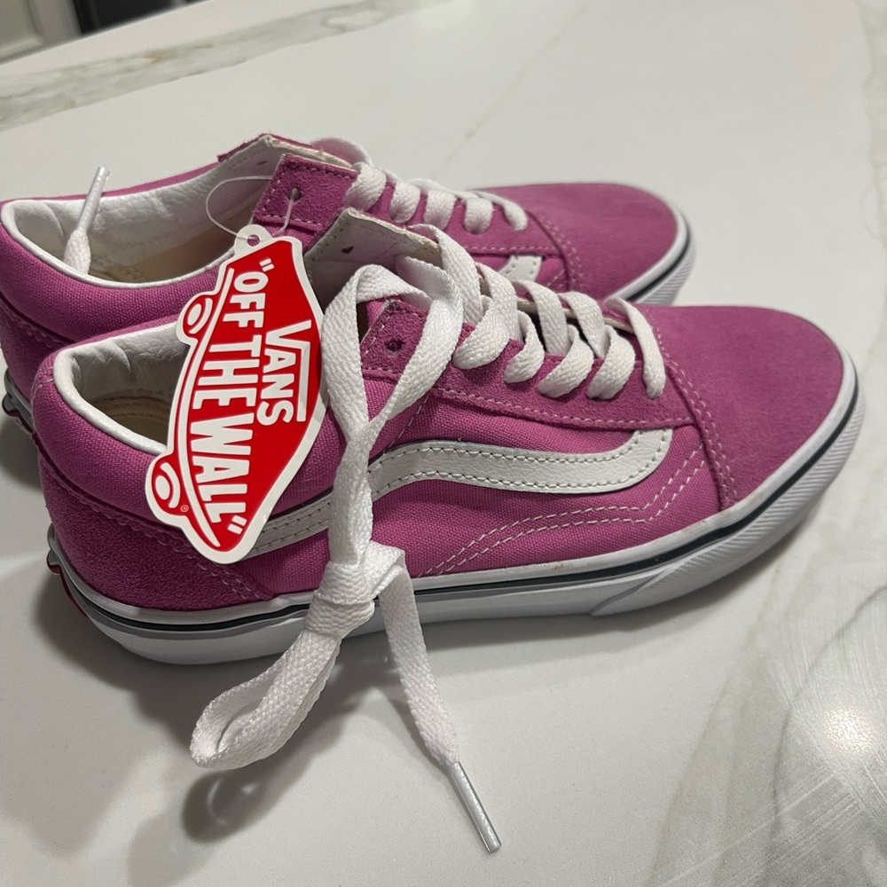 NWT Girls Pink Vans Sz 2
